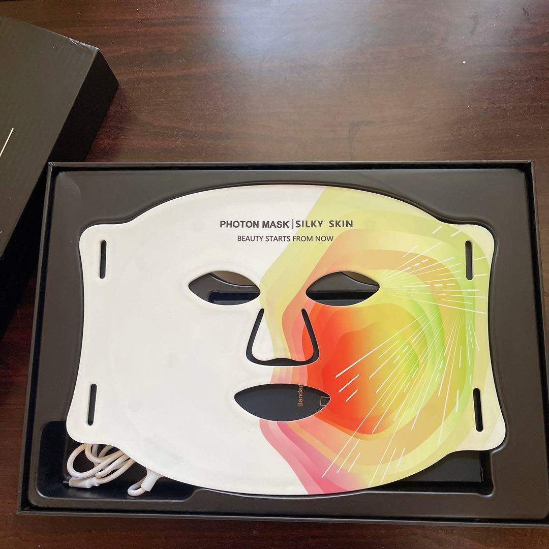 PHOTON MASK SILKY SKIN 美顔器 PHOTON MASK SILKY SKIN 美顔器
