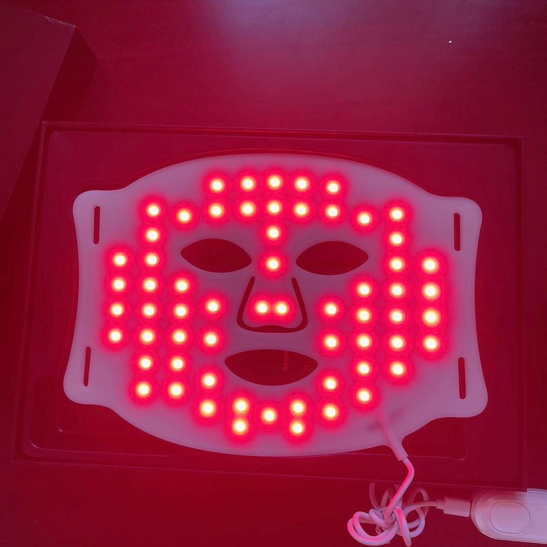 PHOTON MASK SILKY SKIN 美顔器 PHOTON MASK SILKY SKIN 美顔器