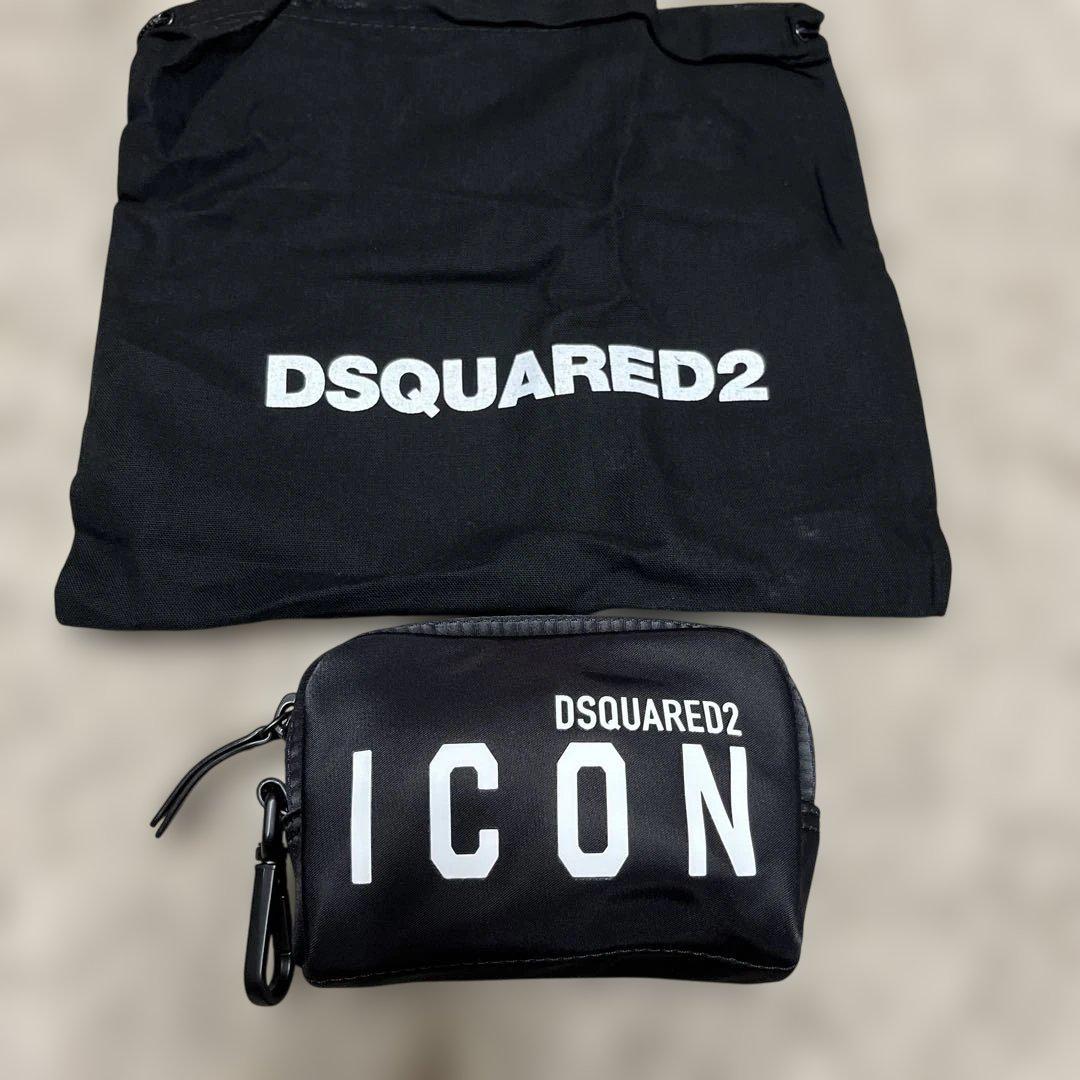 DSQUARED2 ICON ブラック ミニポーチ