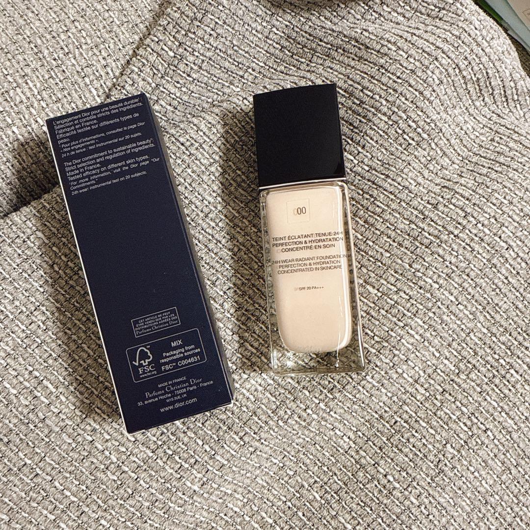 ディオールスキン フォーエヴァー フルイド グロウ 00 ニュートラル 30ml