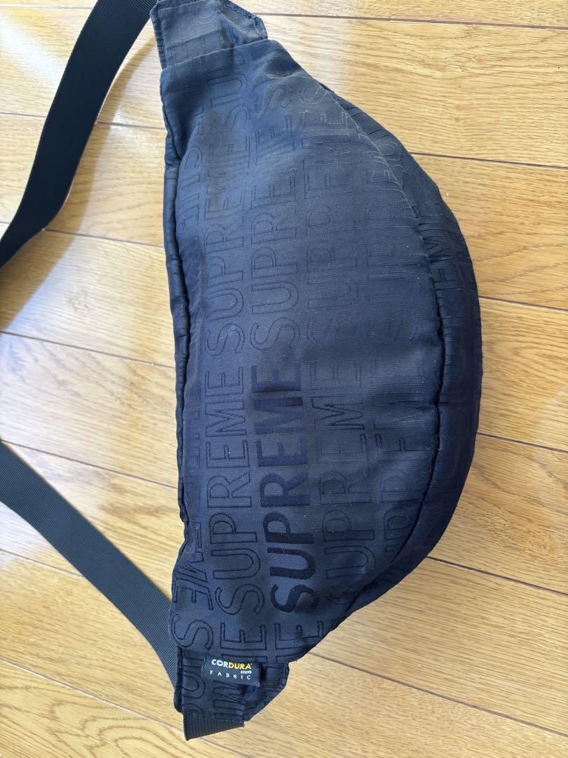 【レア品】Supreme ブラック ボディバッグ　早い者勝ち レア品】Supreme ブラック ボディバッグ 早い者勝ち