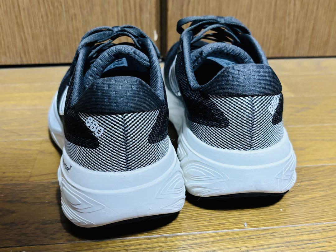 靴 New Balance Fresh Foam X 880v15