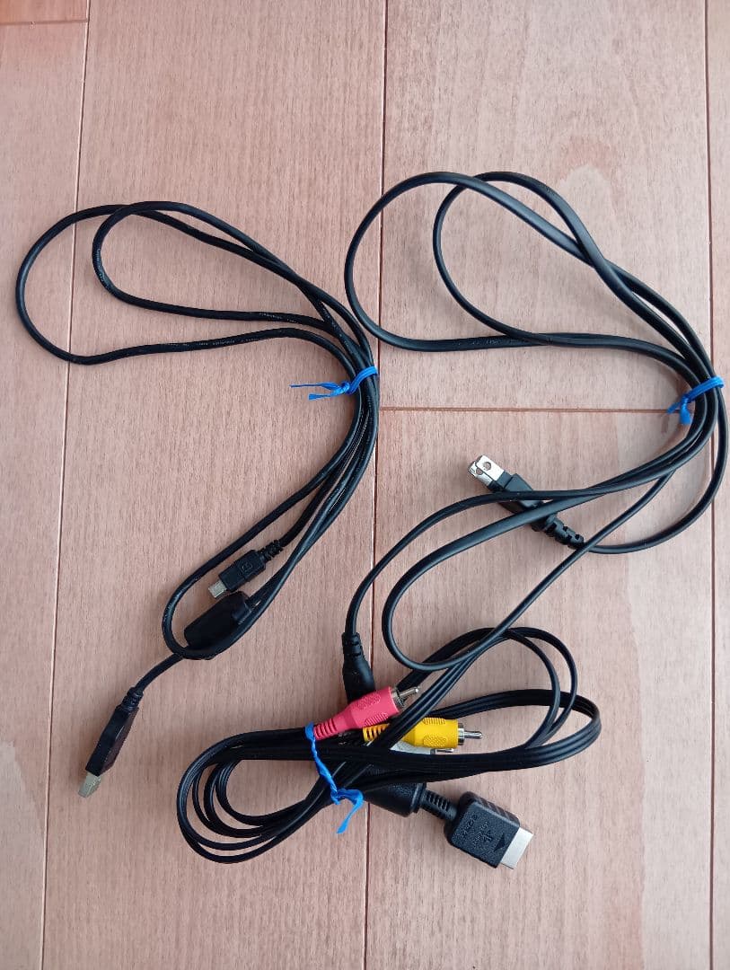 ホワイト PlayStation 3 本体 コントローラー付きソフトセット