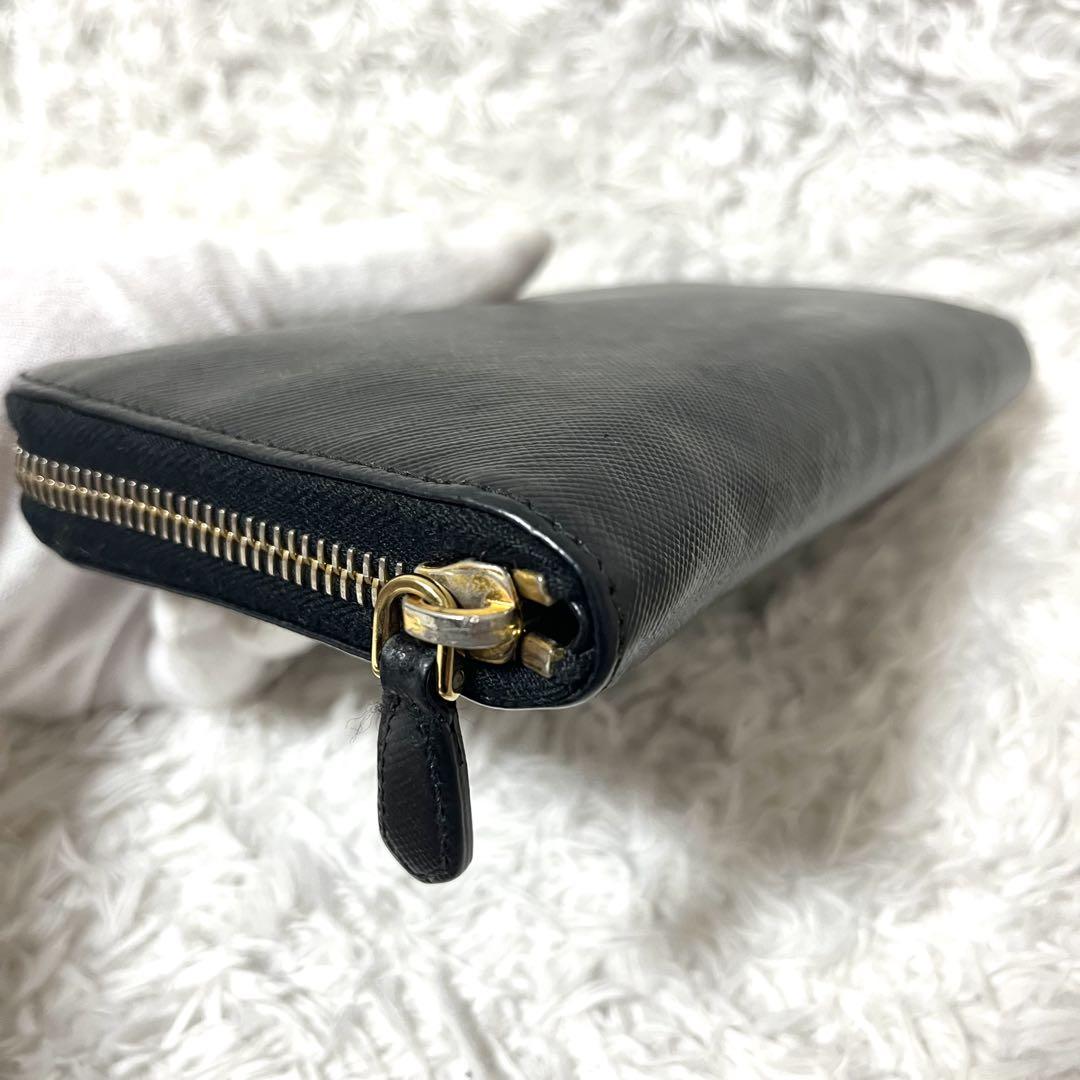 ✨美品✨PRADA プラダ 長財布 ラウンドジップ ゴールド金具 オールレザー ✨美品✨PRADA プラダ 長財布 ラウンドジップ ゴールド金具