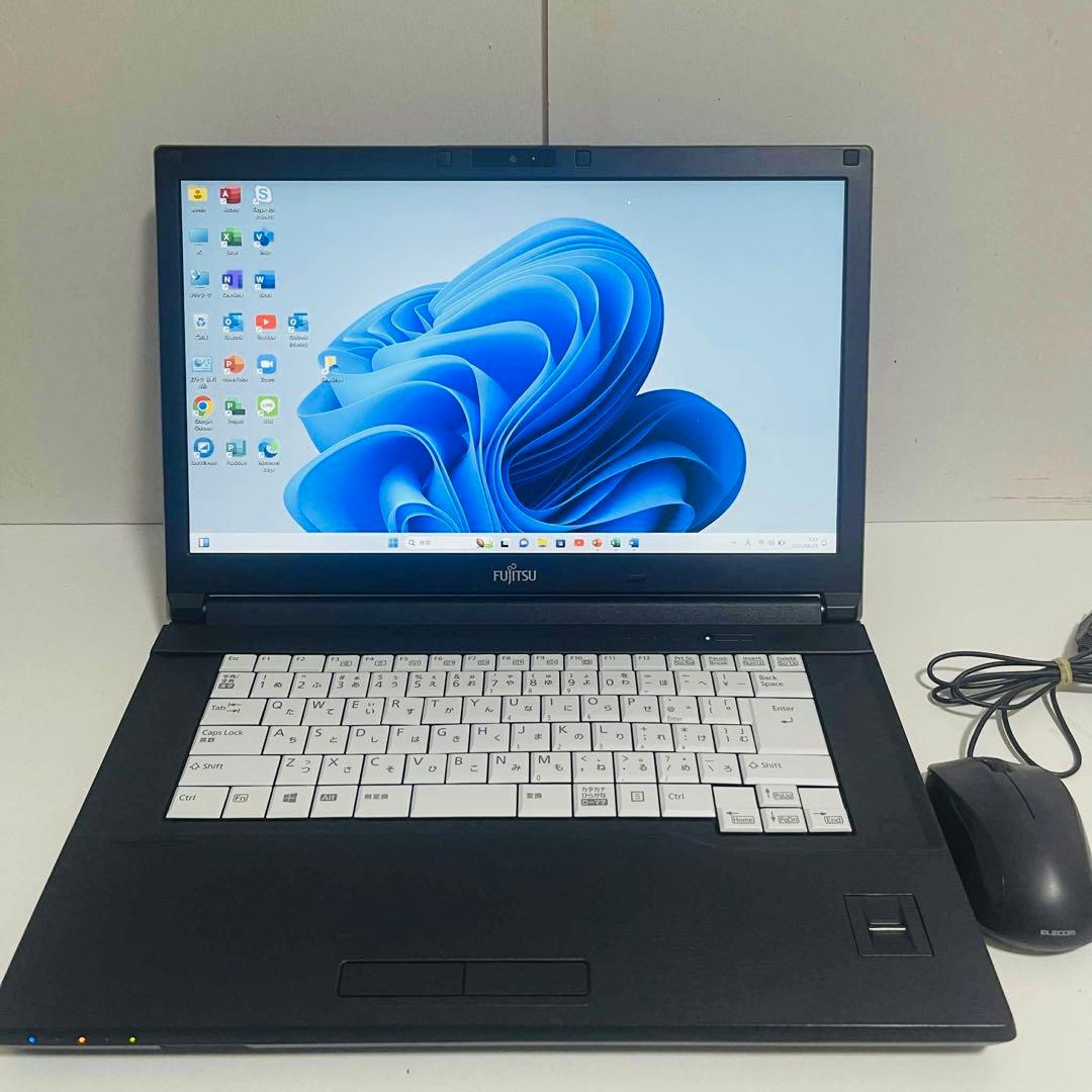 T367 Fujitsuノートパソコン i5高速SSDサクサクWindows11