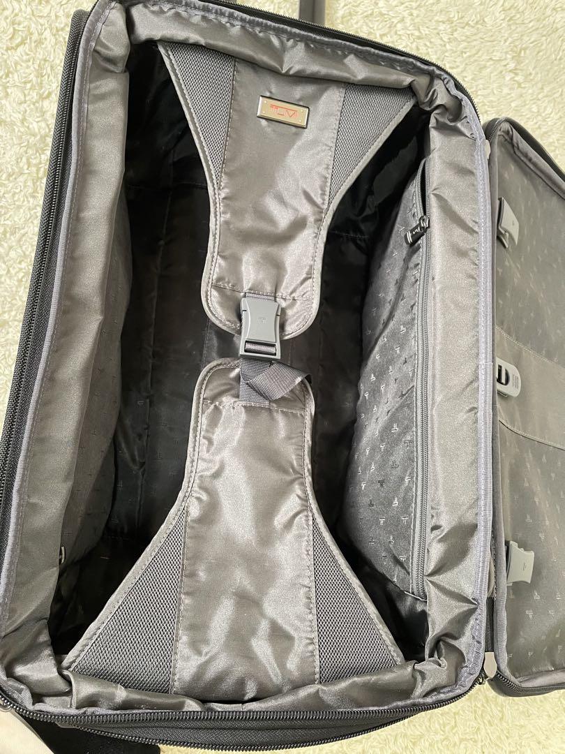 TUMI トゥミ キ　キャリーケース ブラック　【訳あり】
