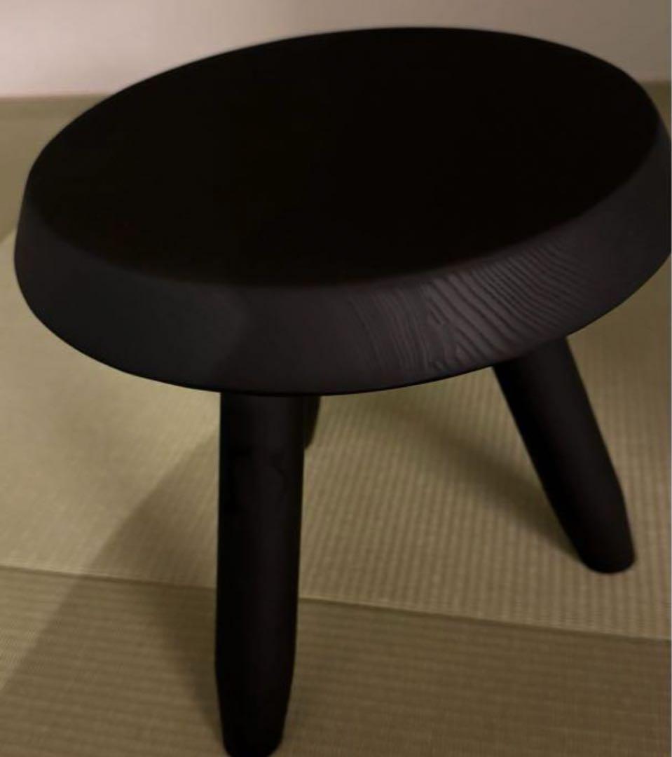 【新品・未使用】ベルジェ　スツール　カッシーナ　ブラック　シャルロット　ペリアン
