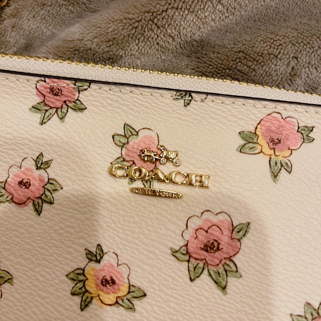 COACH コーチ ノリータ リストレット 19 in Floral