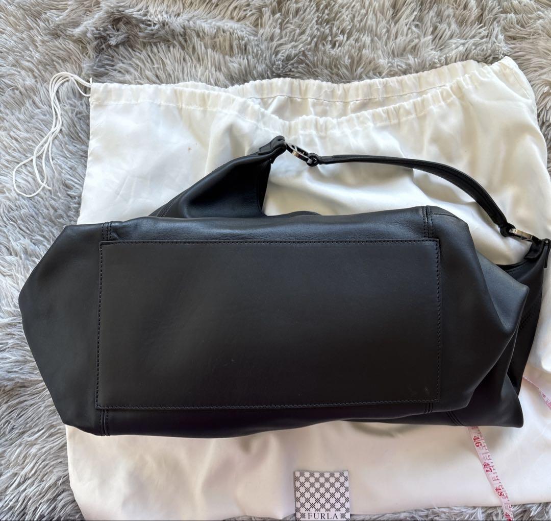 フルラ　ショルダーバッグ　美品
