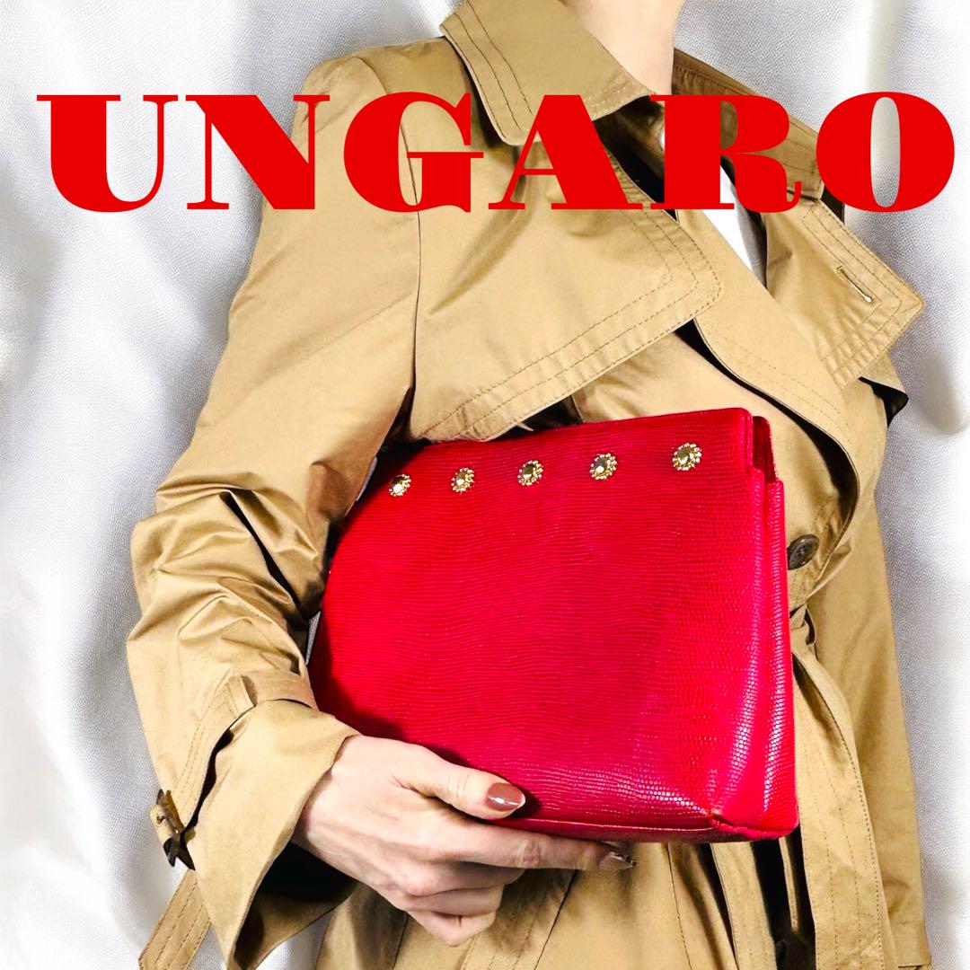UNGARO ウンガロ　ピンクスタッズ クラッチバッグ