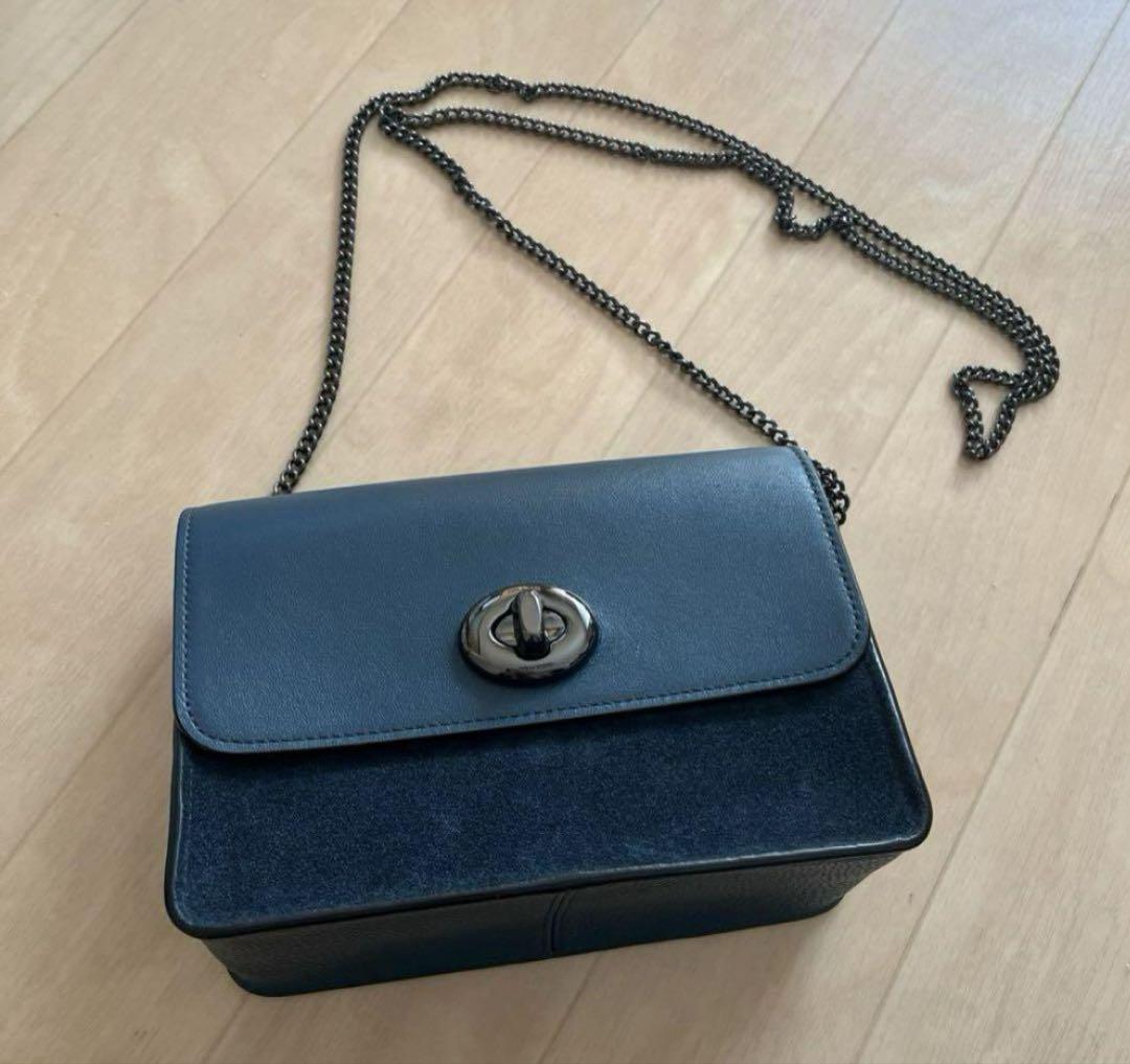 coach チェーンショルダーバック
