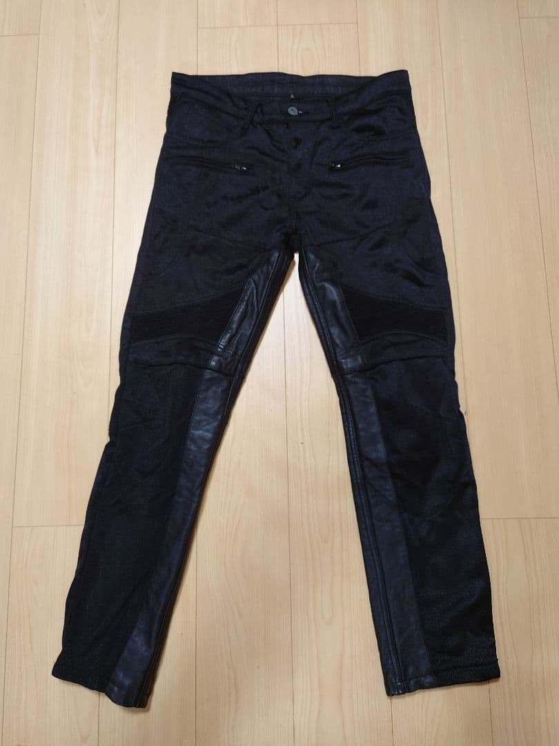 メッシュパンツ