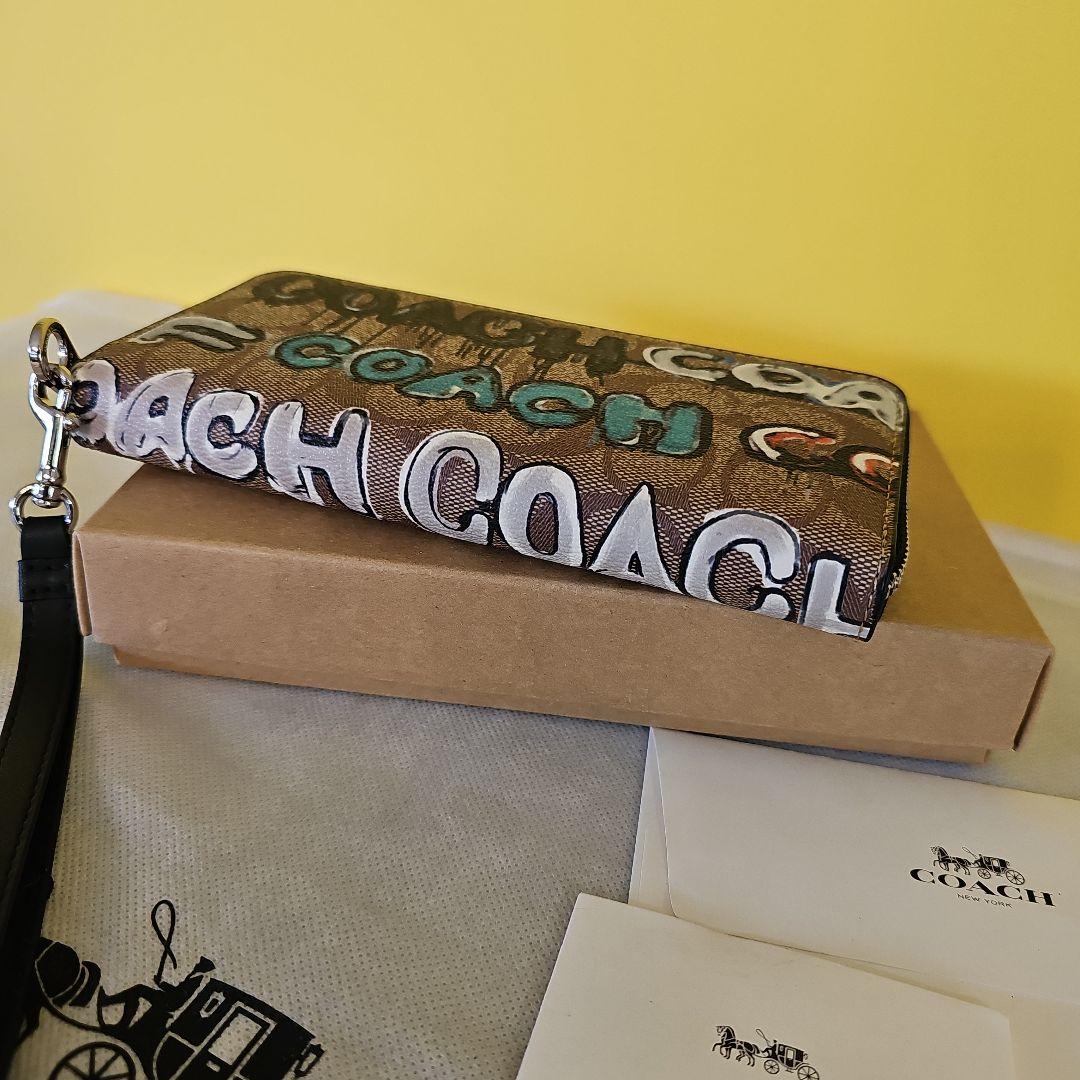 COACH ラウンド ファスナー ウォレット 長財布 新品