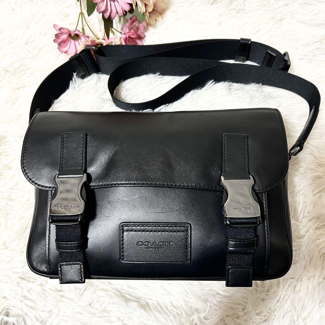 COACH コーチ スムース カーフ レザー トラック クロスボディ バック 黒