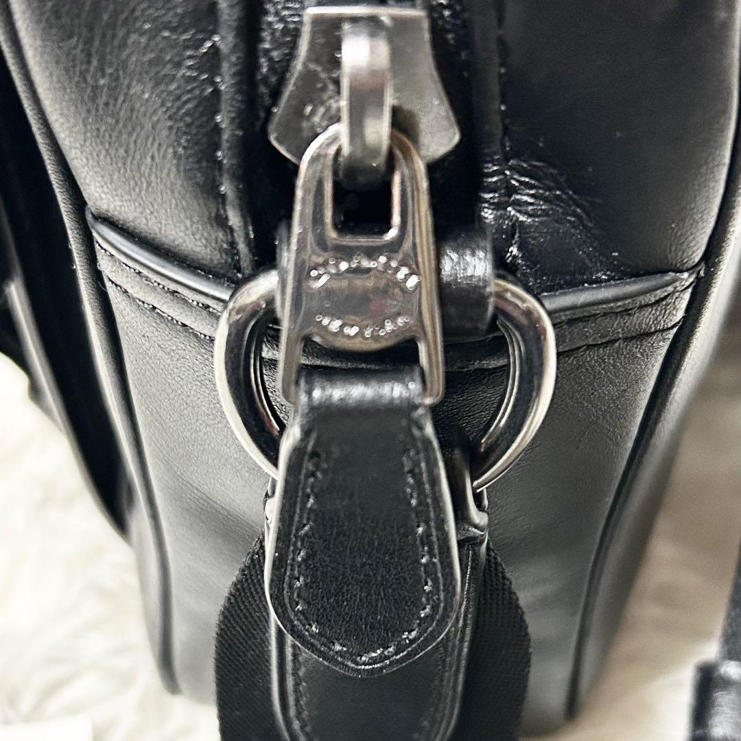 COACH コーチ スムース カーフ レザー トラック クロスボディ バック 黒