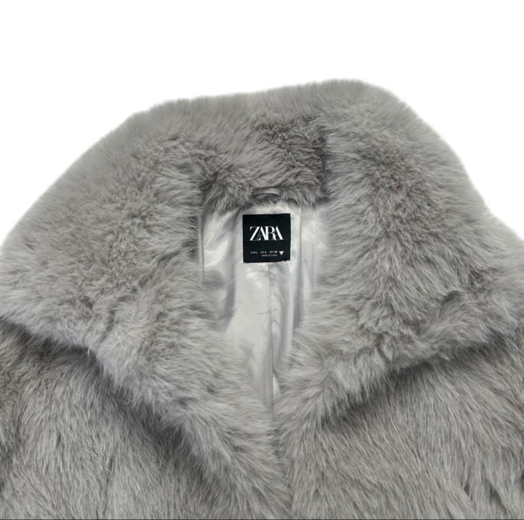 ZARA グレー ファーショートコート