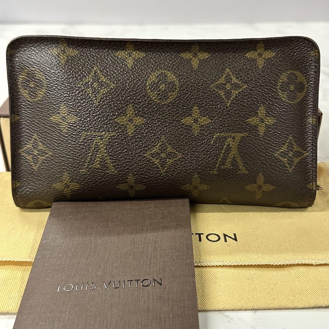 ルイヴィトン　モノグラム　財布　長財布　ジッピーウォレット