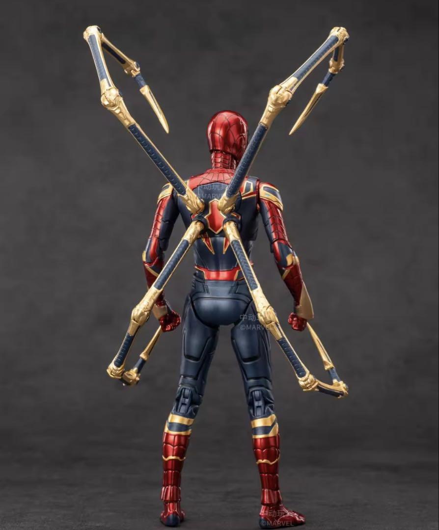 スパイダーマン　アイアンスパイダー　フィギュア