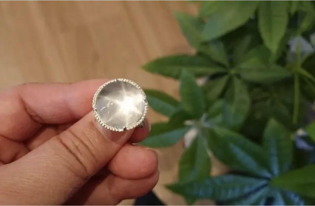 ハイクオリティ スターローズクォーツ ルース 複数スターが出ます 15mm