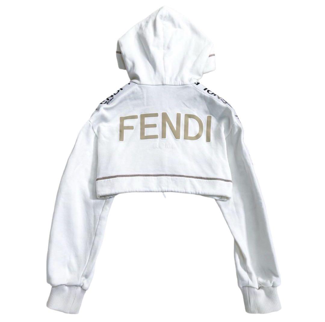 FENDI フード付きセットアップ