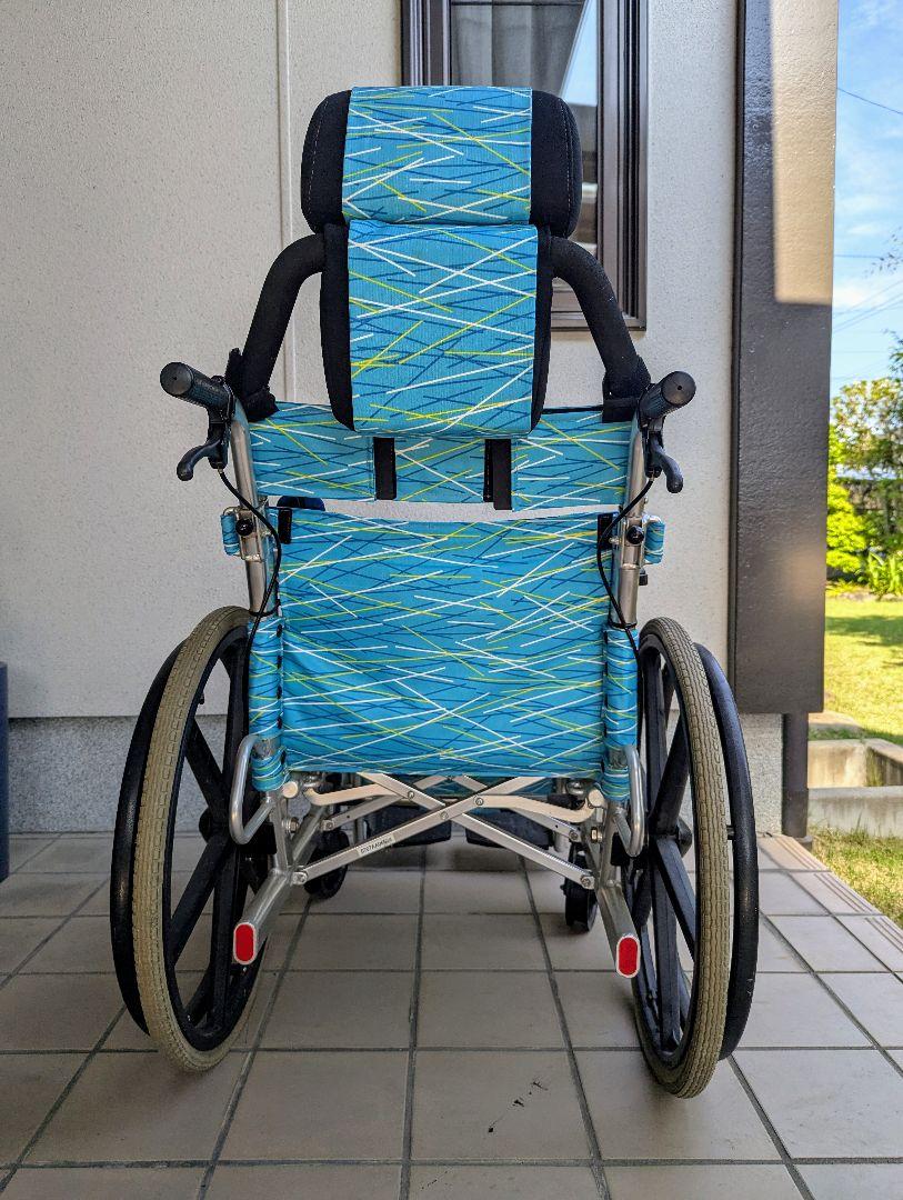 トヨタ ウェルキャブシリーズ 車椅子 タイヤカバー・胸部固定ベルト付