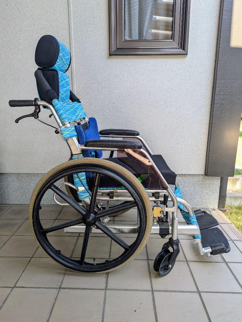 トヨタ ウェルキャブシリーズ 車椅子 タイヤカバー・胸部固定ベルト付