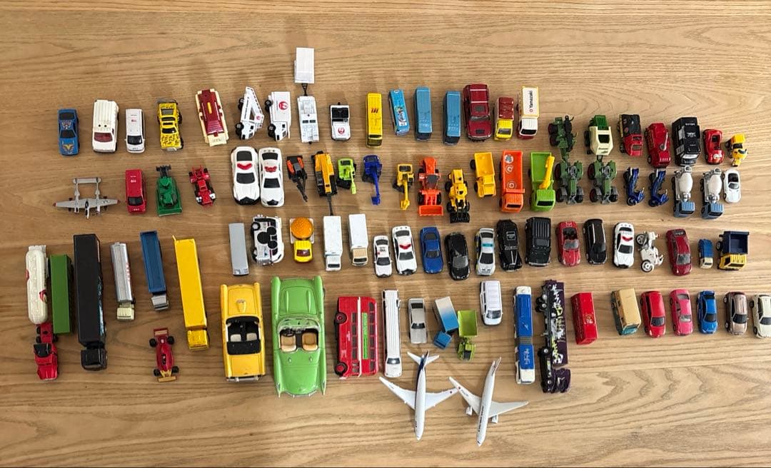 ミニカーセット 約85台 多色 車両 航空機