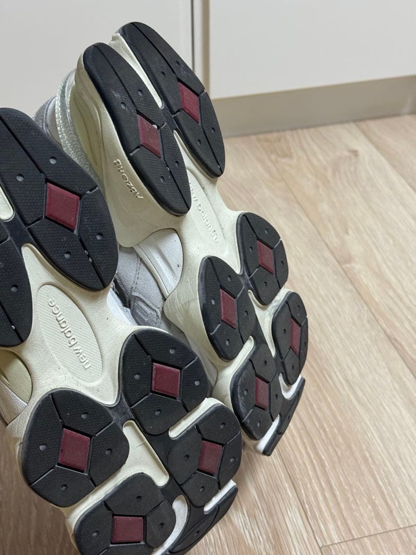 ニューバランス　90/60 26cm