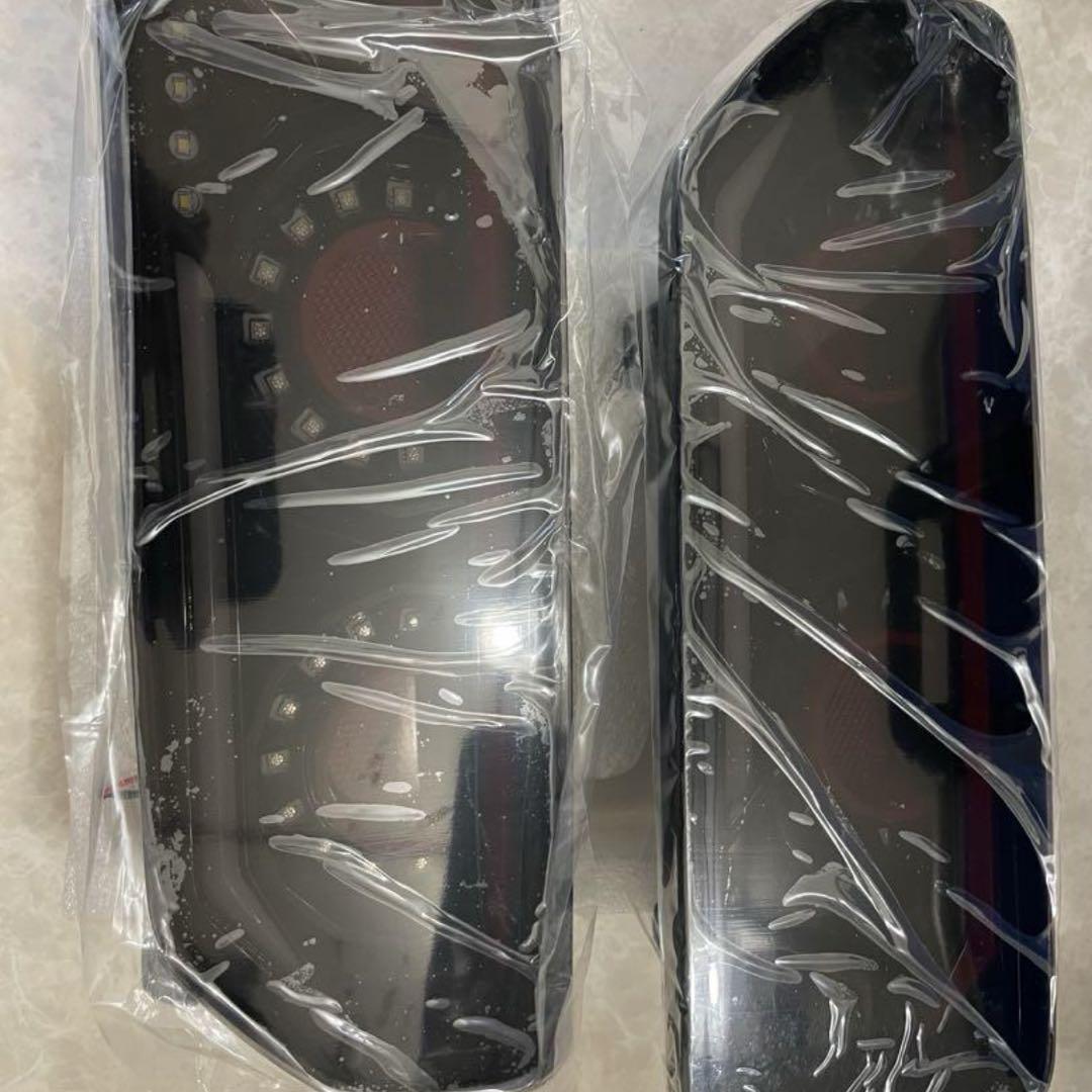 ジムニー シエラ JB64 JB74 LEDテールランプ スモーク 反射板内蔵