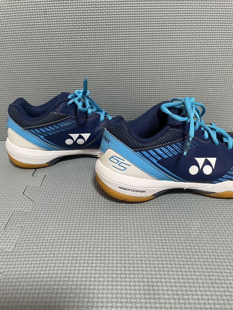 専用　YONEX バドミントンシューズ
