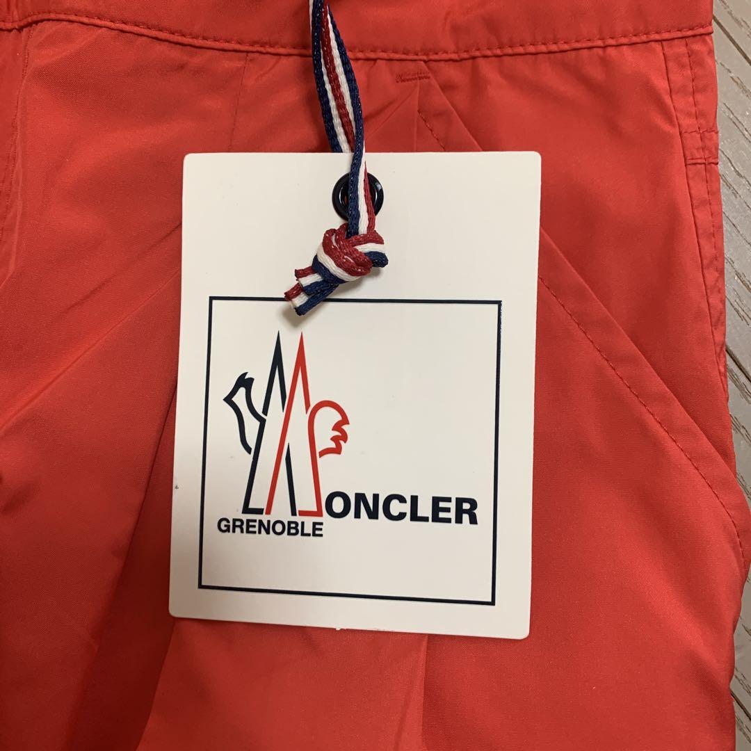【新品】MONCLER ナイロン　ショートパンツ 40 オレンジ