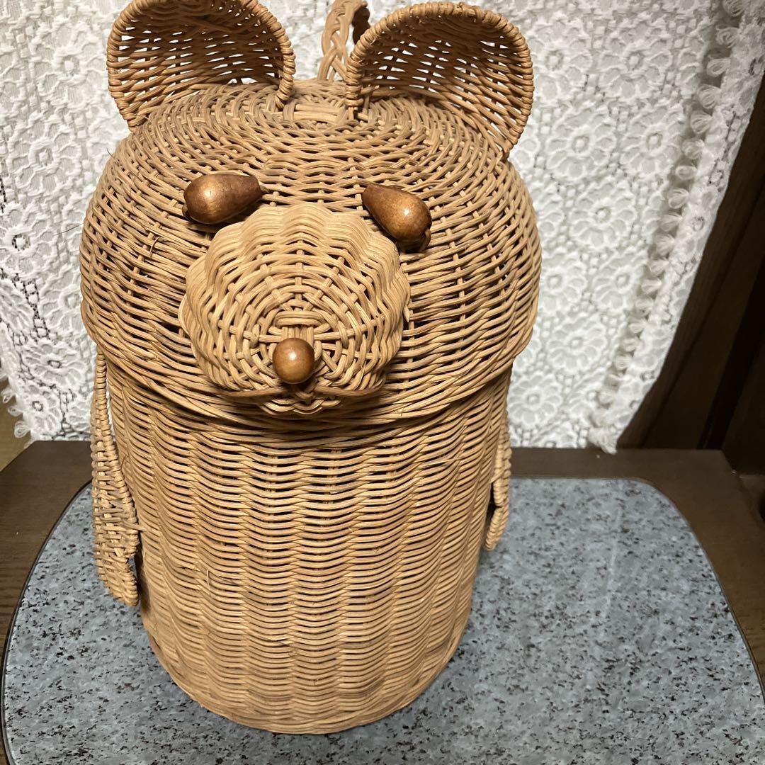 クマ型ラタンバスケット