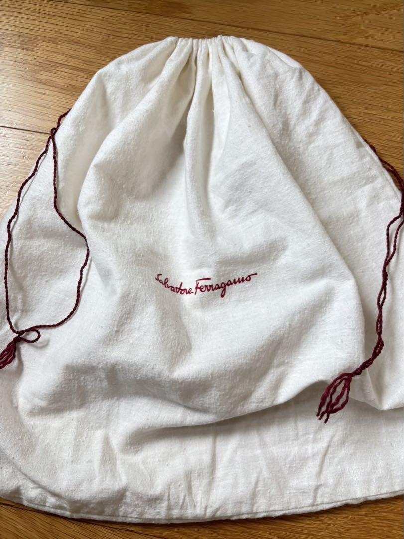Ferragamo 専用