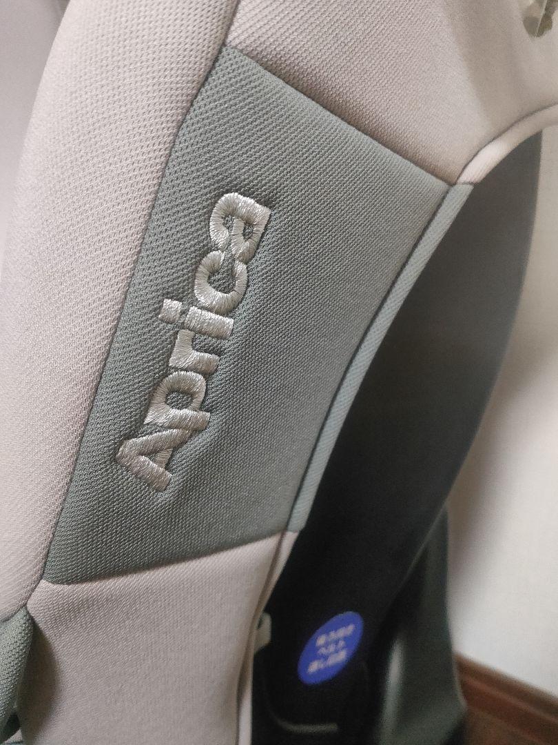 グレー aprica