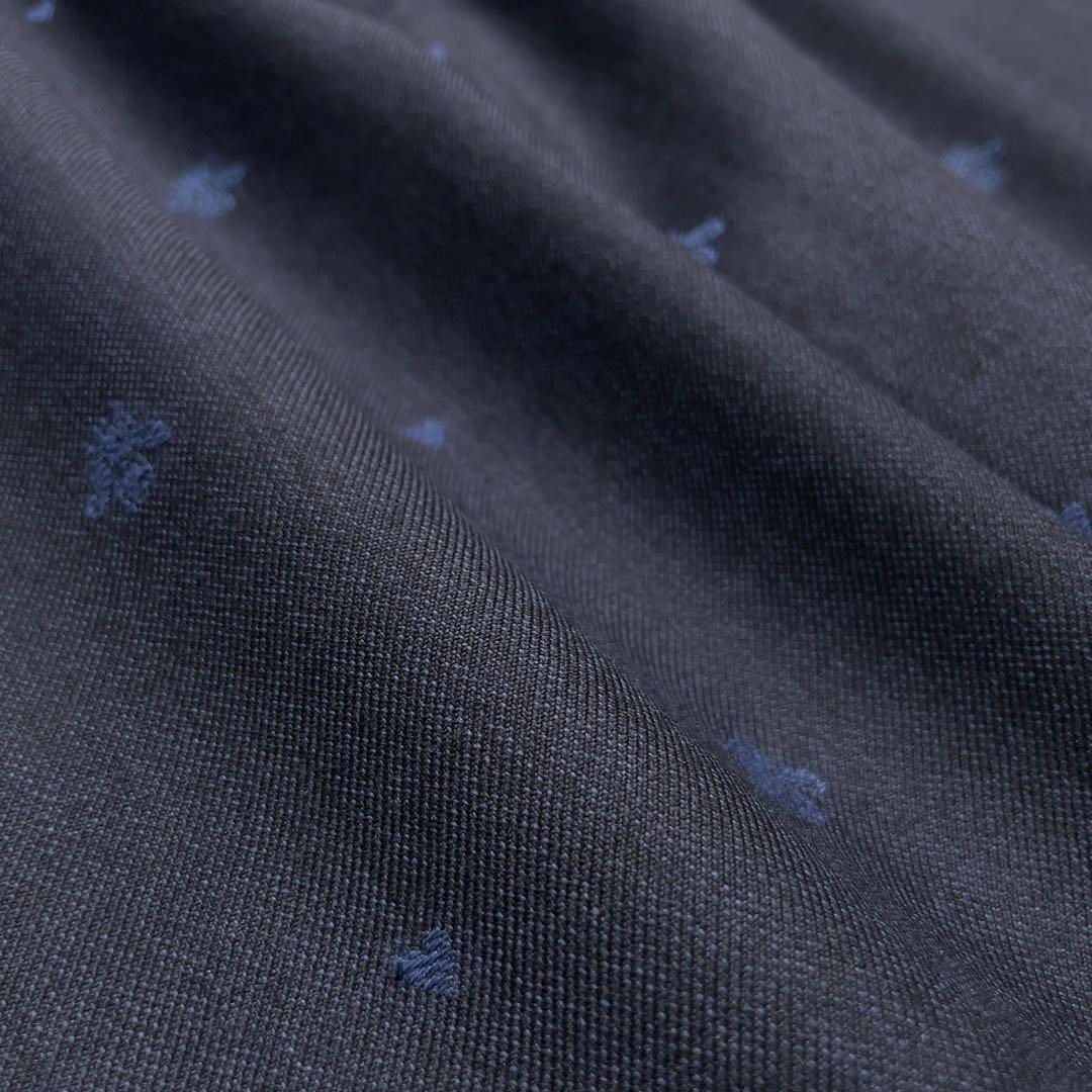 蜂＆ハート 総柄刺繍