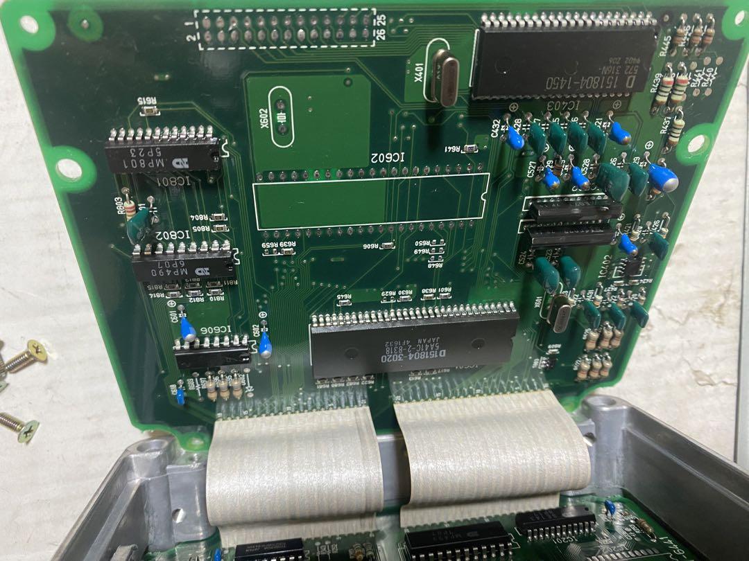 コンピューター ECU