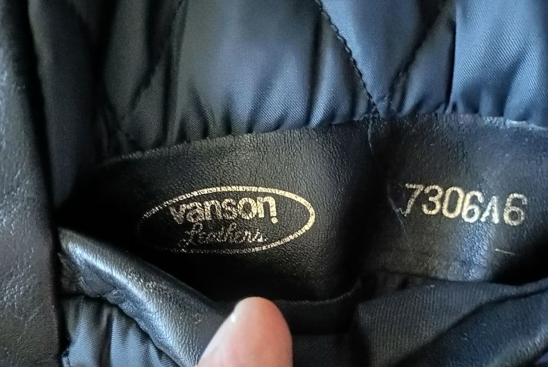 Vanson 黒 オールレザー スタジャン ボタン アメリカ製 40 ライダース Vanson 黒 オールレザー スタジャン ボタン アメリカ製 40 ライダース