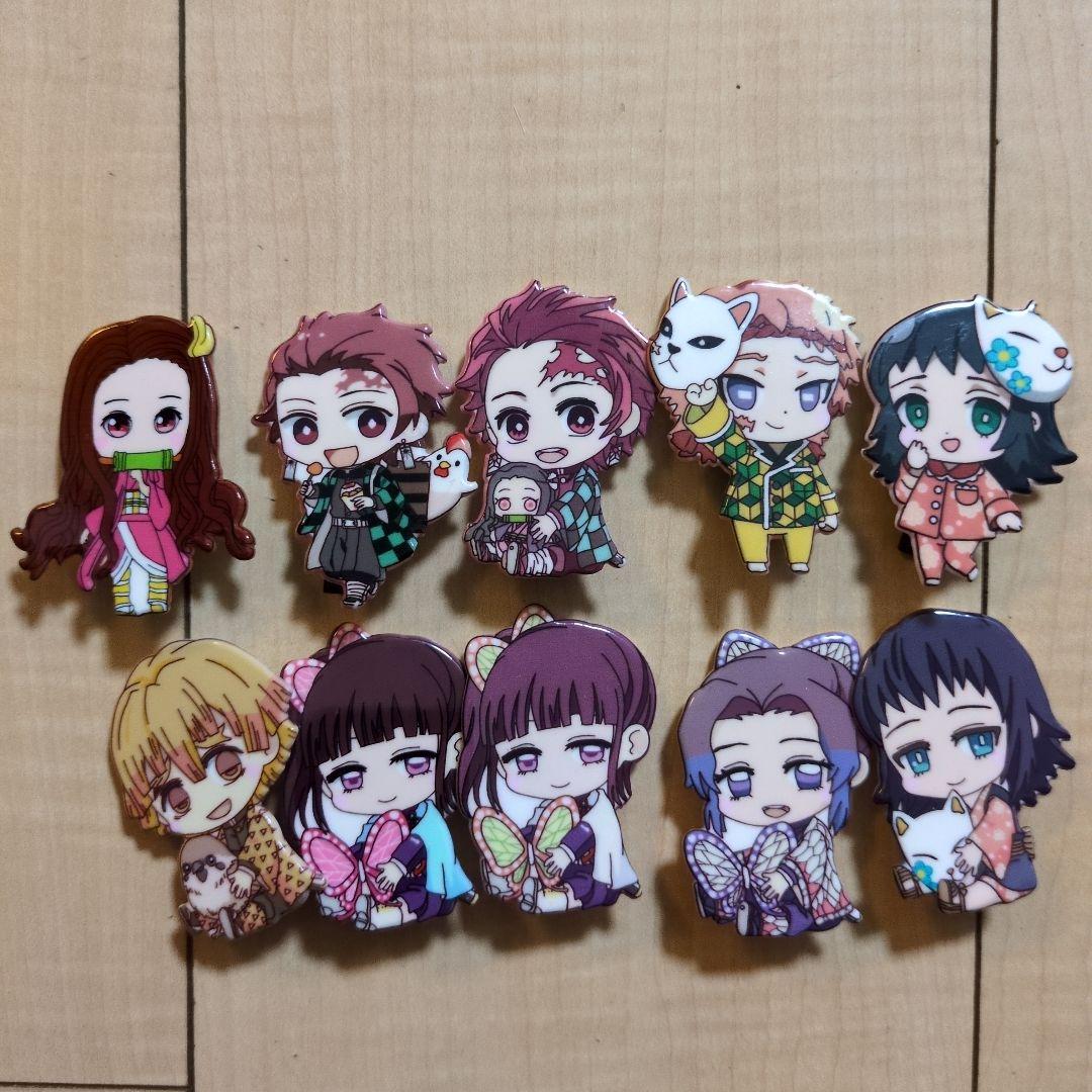 鬼滅の刃 ヘアクリップ(ポーチ付き) まとめ売り - メルカリ
