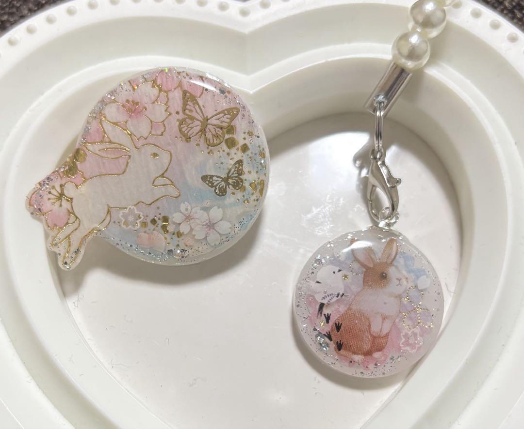 再販不可。うさぎ。桜レジンヘアゴムブローチ
