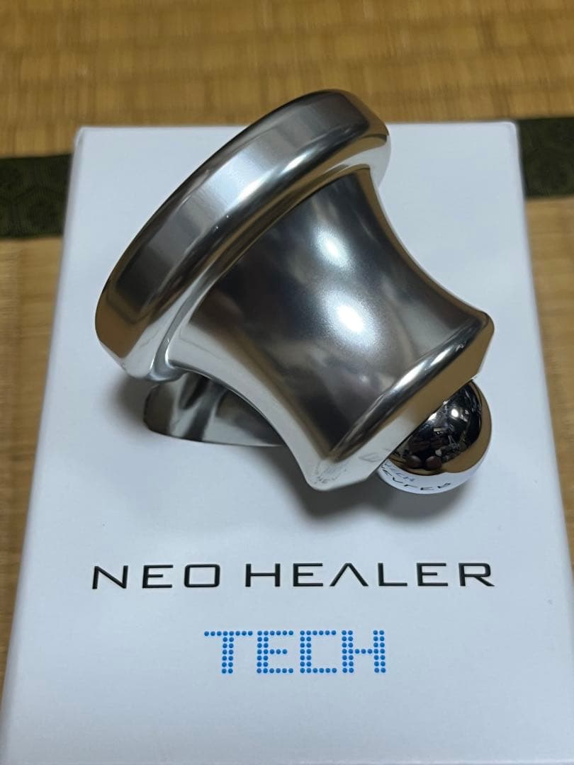 配送商品は通常配送無料。 NEO HEALER TECH目立った傷や汚れなし 本店なら人気のもSALE価格で!