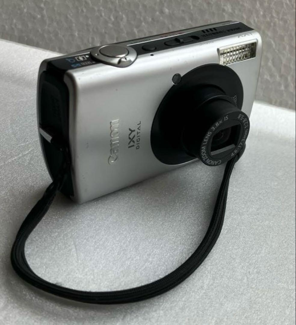 キヤノンCanon IXY DIGITAL 910 IS 本体と付属品ケース付