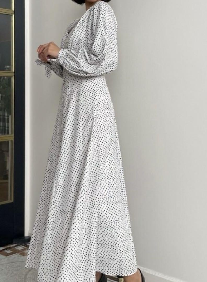 サイズM Herlipto Lyon Polka-Dot LongDress