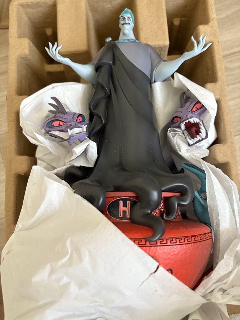 ヘラクレス フィギュア ライトアップ ディズニーストア