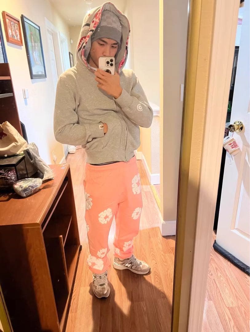 DENIM TEARSピンク ジョガーパンツ 新品タグ付き DENIM TEARSピンク ジョガーパンツ 新品タグ付き