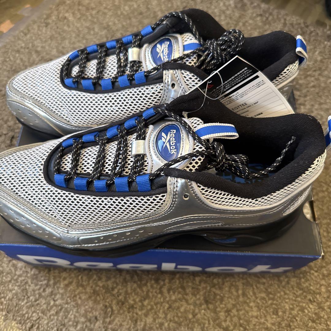 Reebok ✖️BLACKEYEPATCHコラボスニーカー 箱付　未使用