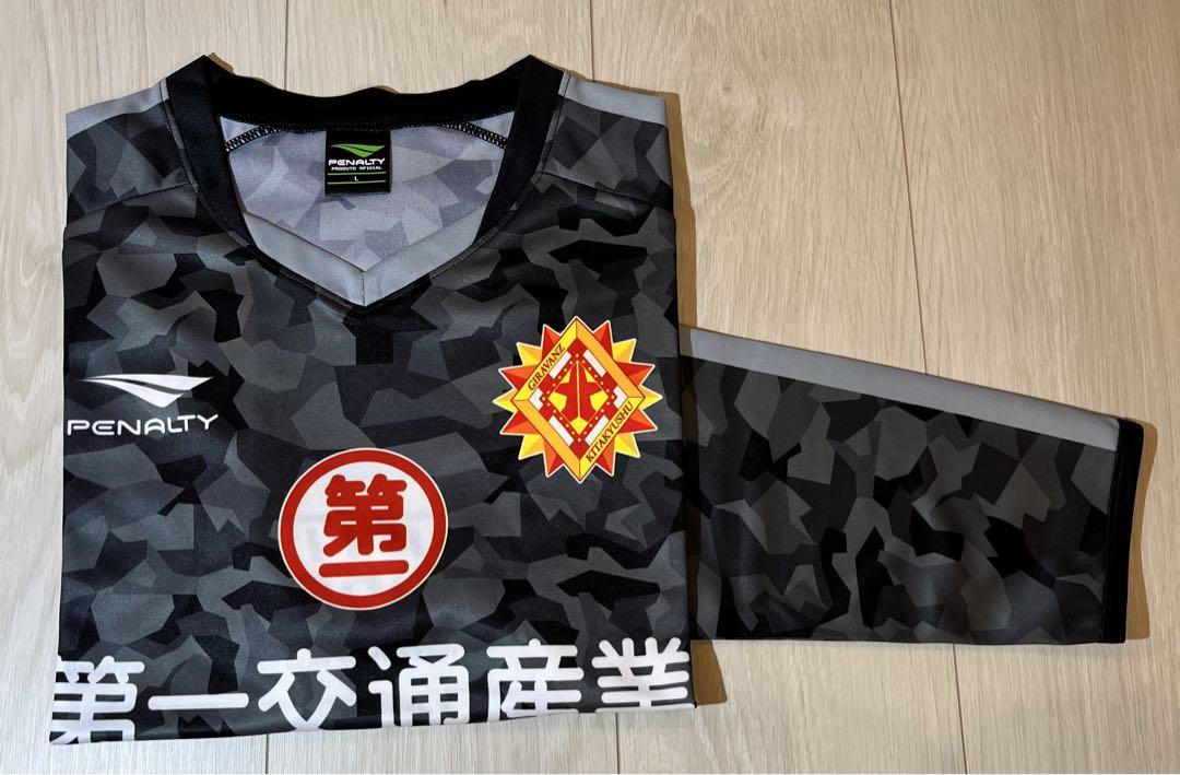 ギラヴァンツ北九州　プラクティスウェア　最終価格で1,000円お安くしました。