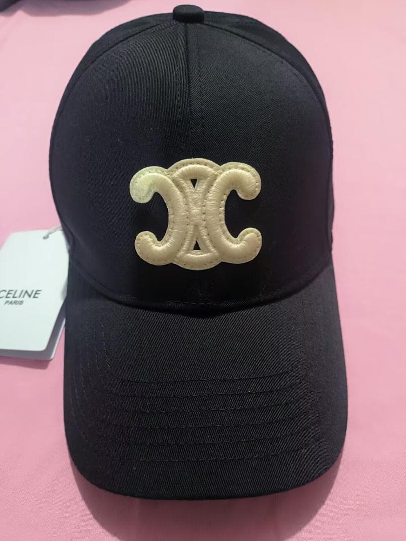 CELINE ベースボールキャップ 帽子..