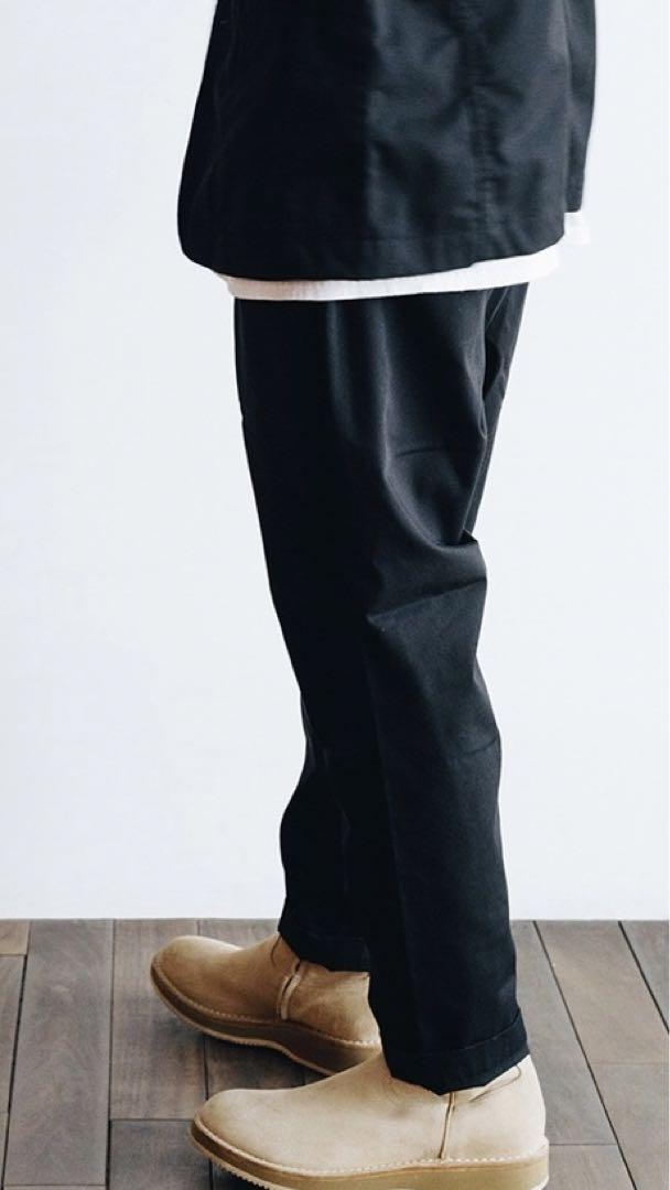 ノンネイティブ　DWELLER CHINO TROUSERS RELAXED
