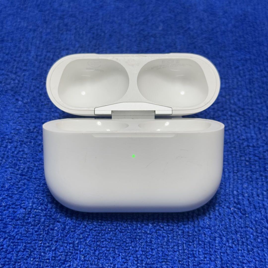 おまけ付】Apple AirPods Pro 第2世代 充電ケース - メルカリ