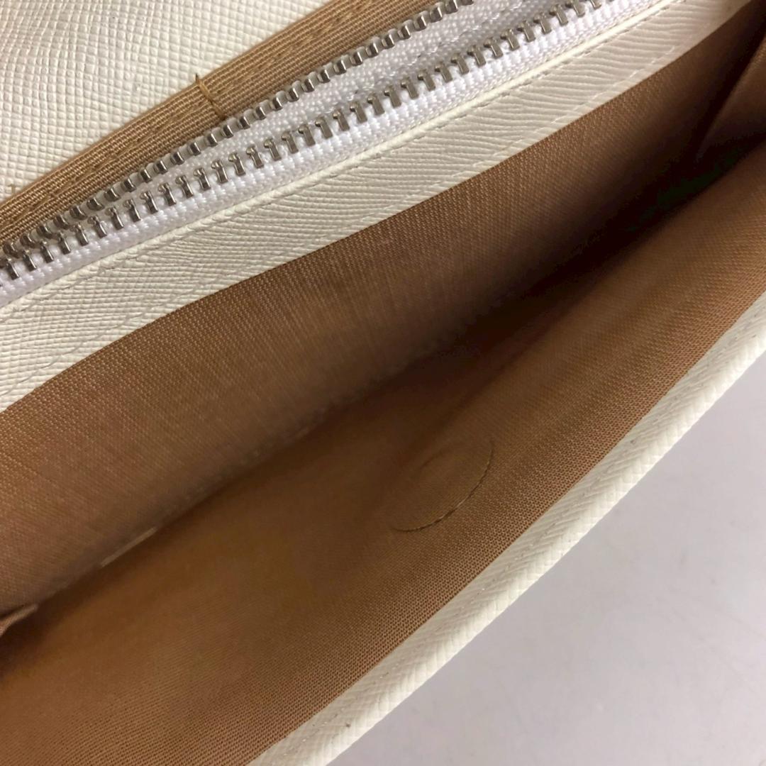 Burberry バーバリー ノバチェック 二つ折り長財布 レディース ブランド Burberry バーバリー ノバチェック 二つ折り長財布 レディース ブランド